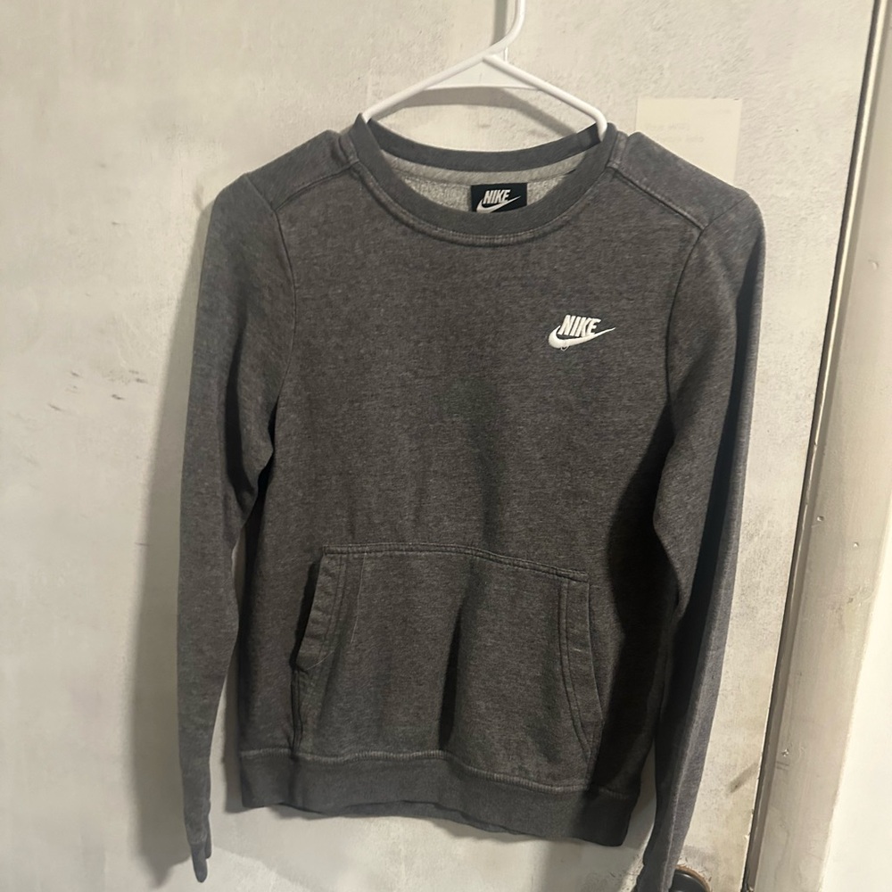 NIKE women’s gray sweater size XS